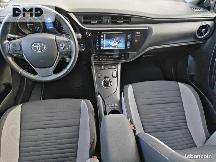 Toyota Auris 2017 photo 5