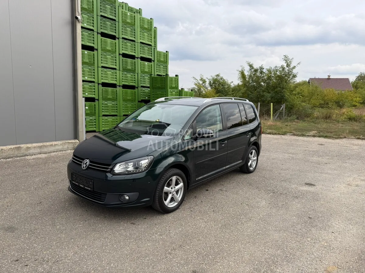Volkswagen Touran 2012 photo 4