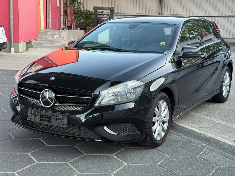 Mercedes-Benz A 180