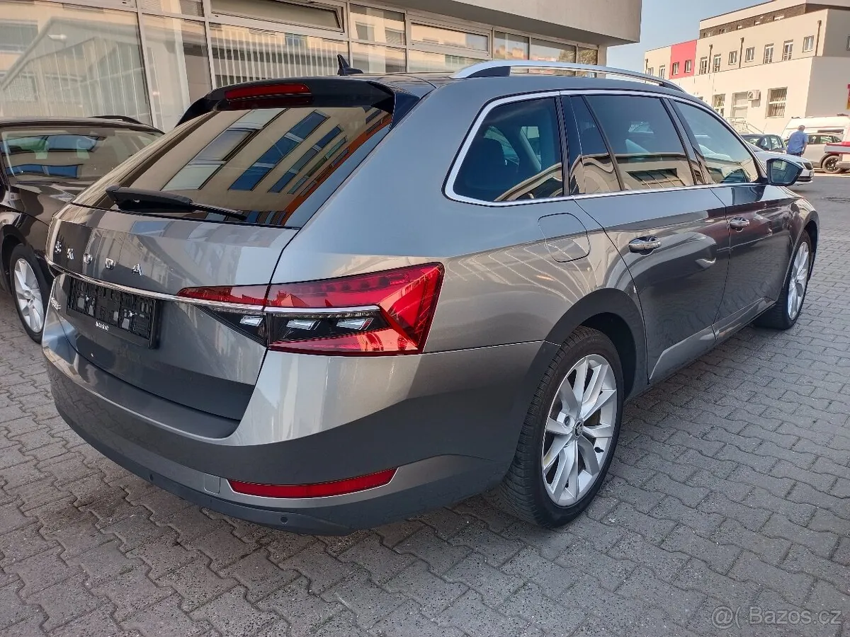 Skoda Superb 2022 photo 4