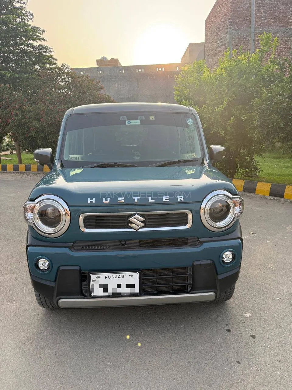 Suzuki Hustler