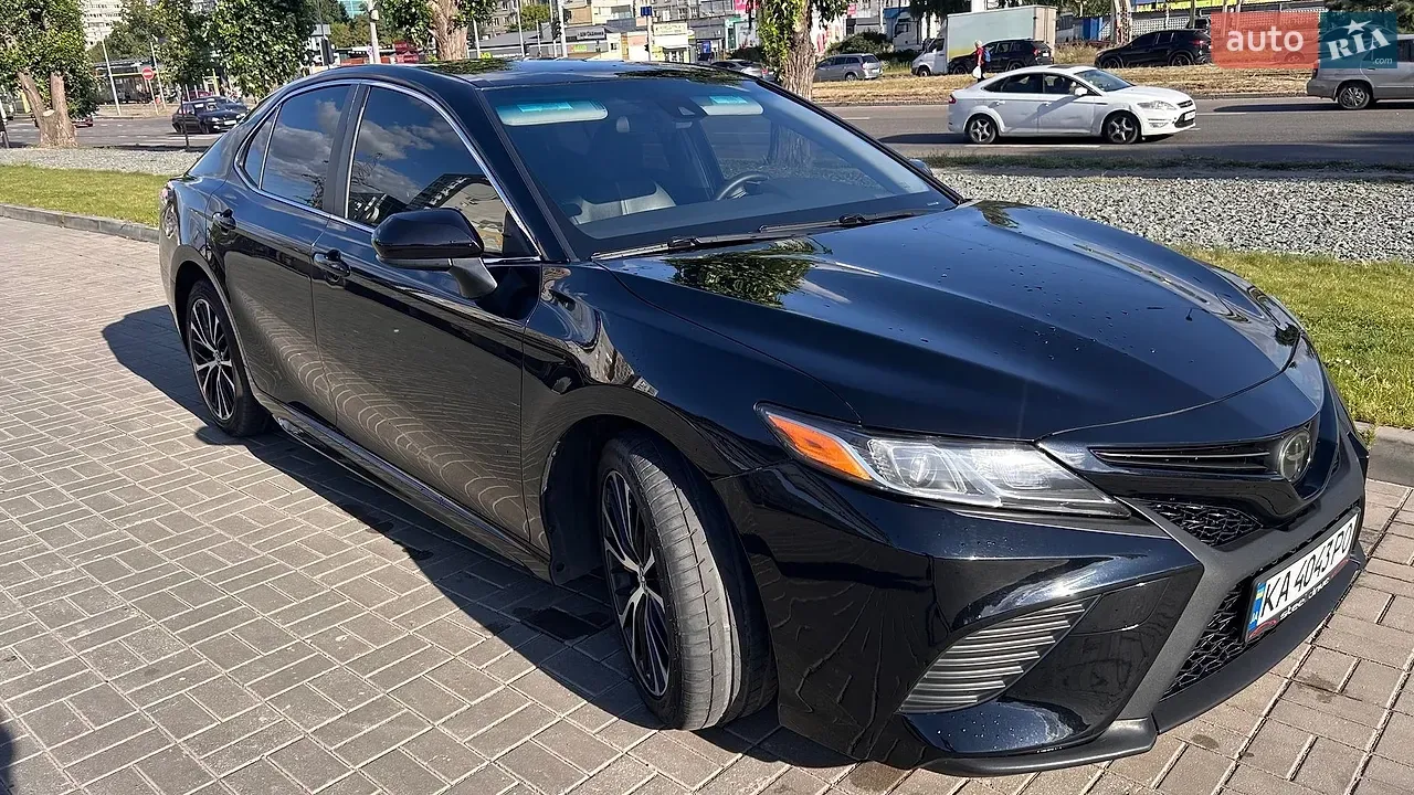 Toyota Camry 2019 photo 3
