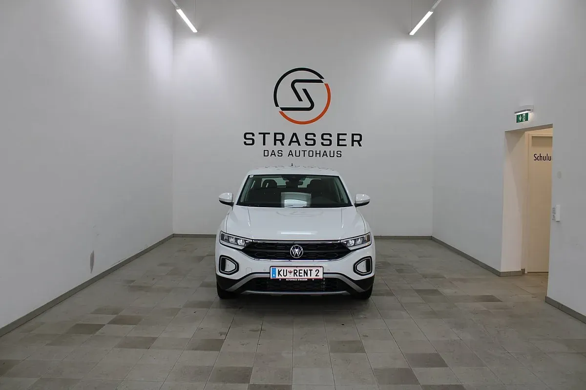 Volkswagen T-Roc 2024 photo 2