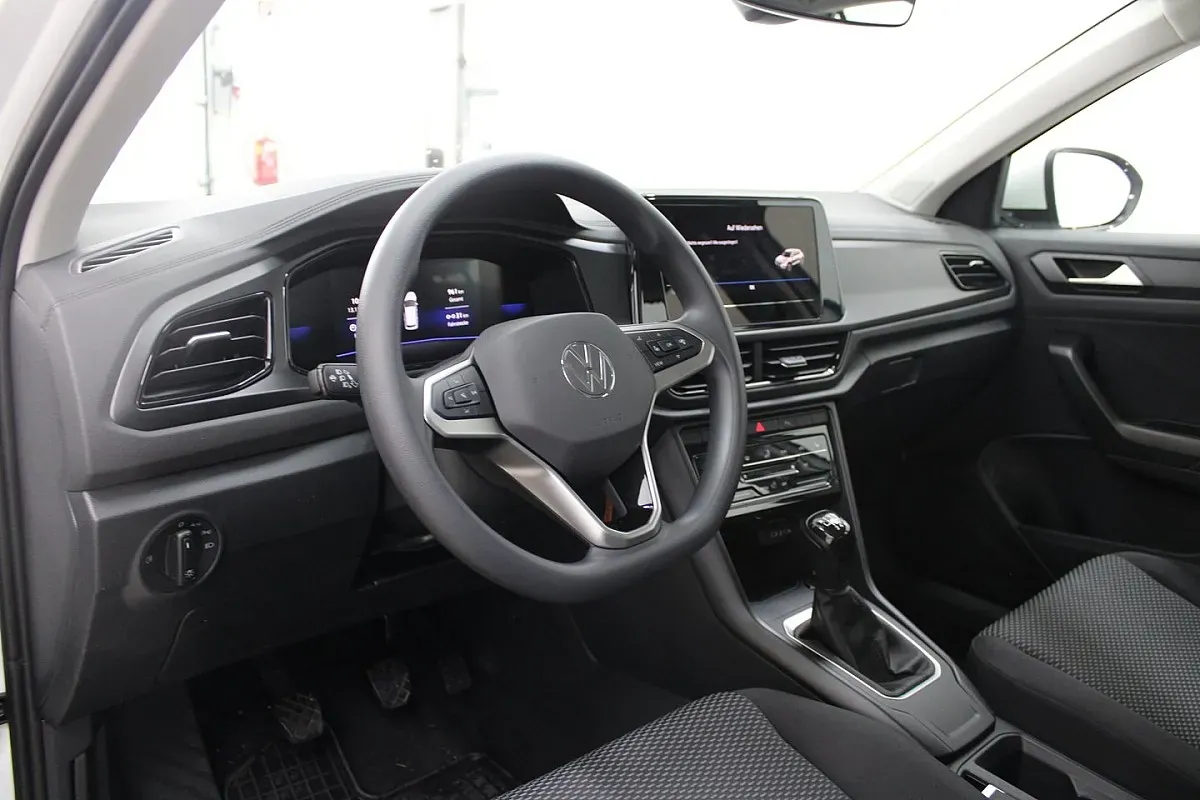 Volkswagen T-Roc 2024 photo 3