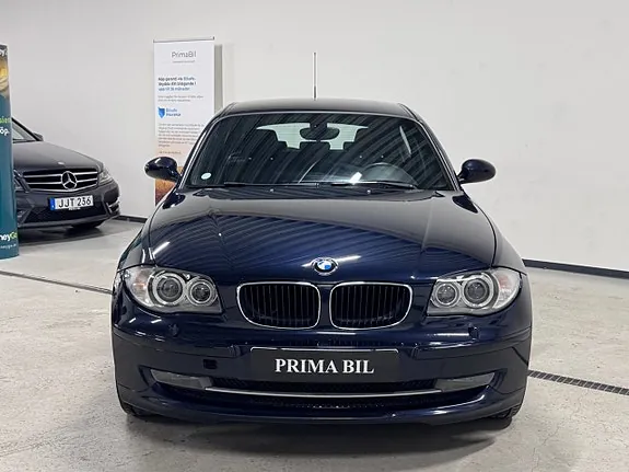 BMW 118D 2009 photo 2