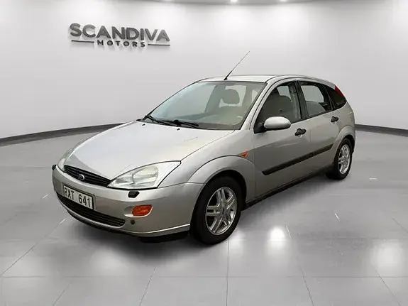 Ford Focus 2000 photo 2