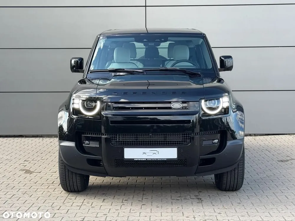 Land Rover Defender 2026 photo 2