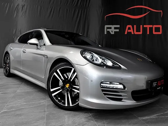 Porsche Panamera 4S