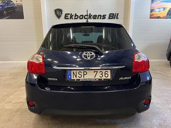 Toyota Auris 2010 photo 5