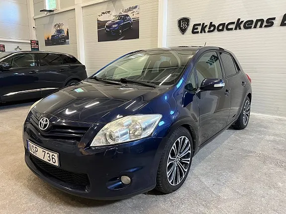 Toyota Auris 2010 photo 3