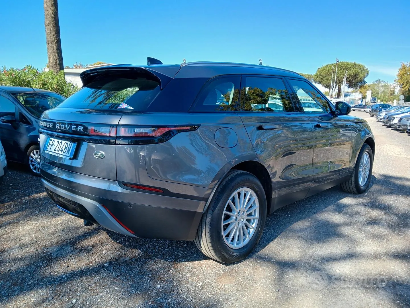 Land Rover Range Rover Velar 2018 photo 5