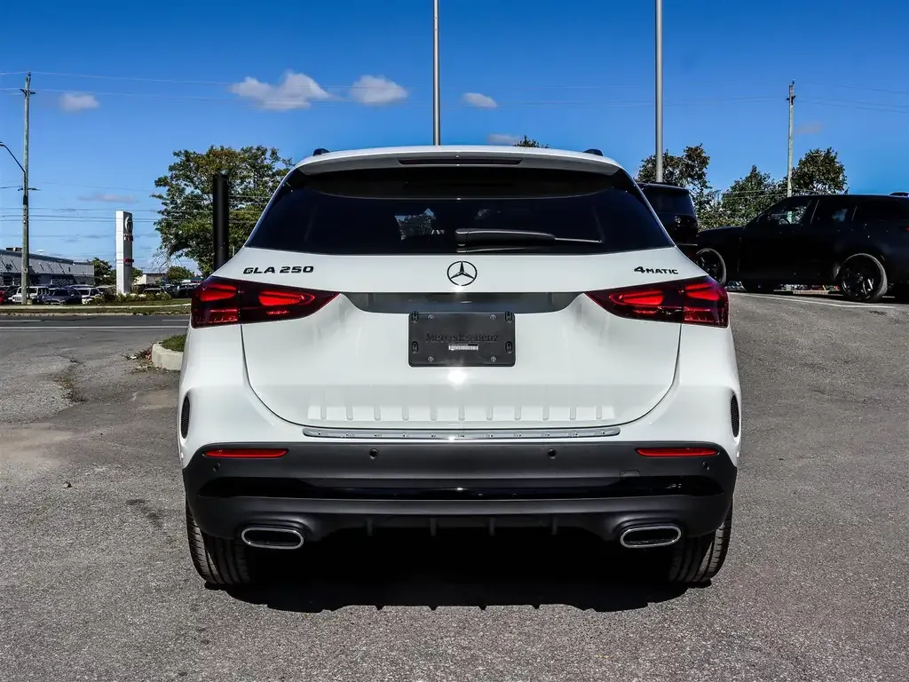 Mercedes-Benz Gla 2026 photo 4