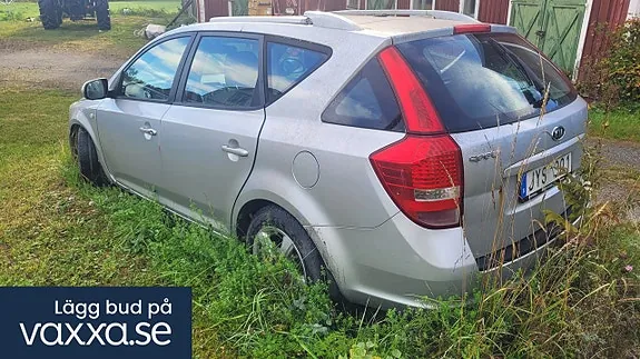 Kia Ceed 2010 photo 4