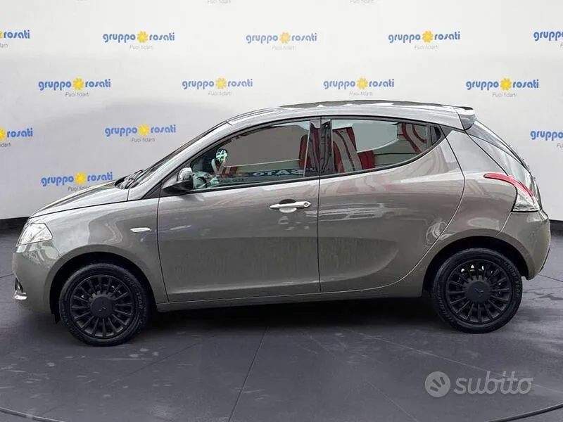 Lancia Ypsilon 2023 photo 3