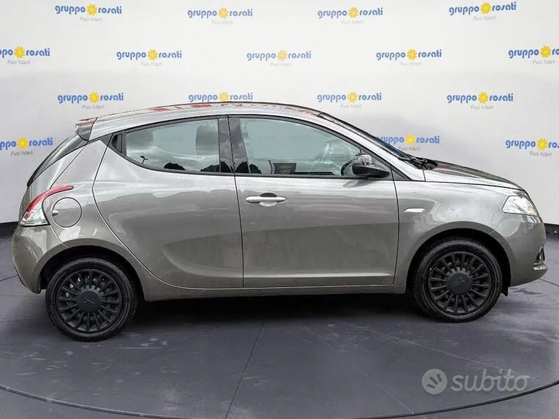 Lancia Ypsilon 2023 photo 4