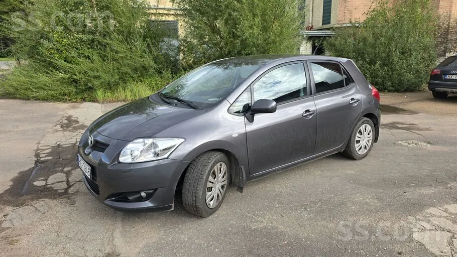 Toyota Auris 2008 photo 3