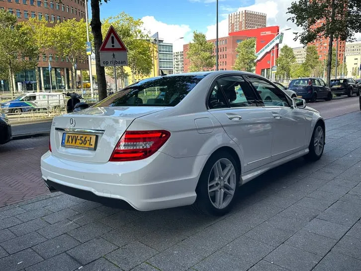 Mercedes-Benz C-Class 2013 photo 3