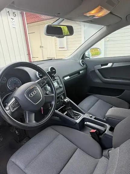 Audi A3 2012 photo 2