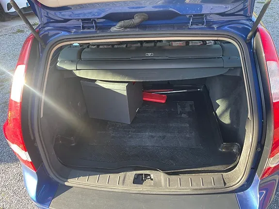 Volvo V50 2007 photo 2