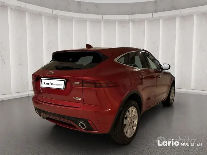 Jaguar E-Pace 2018 photo 2