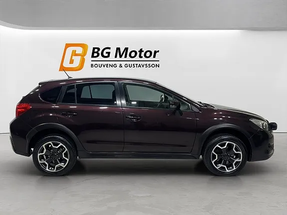 Subaru Xv 2013 photo 3