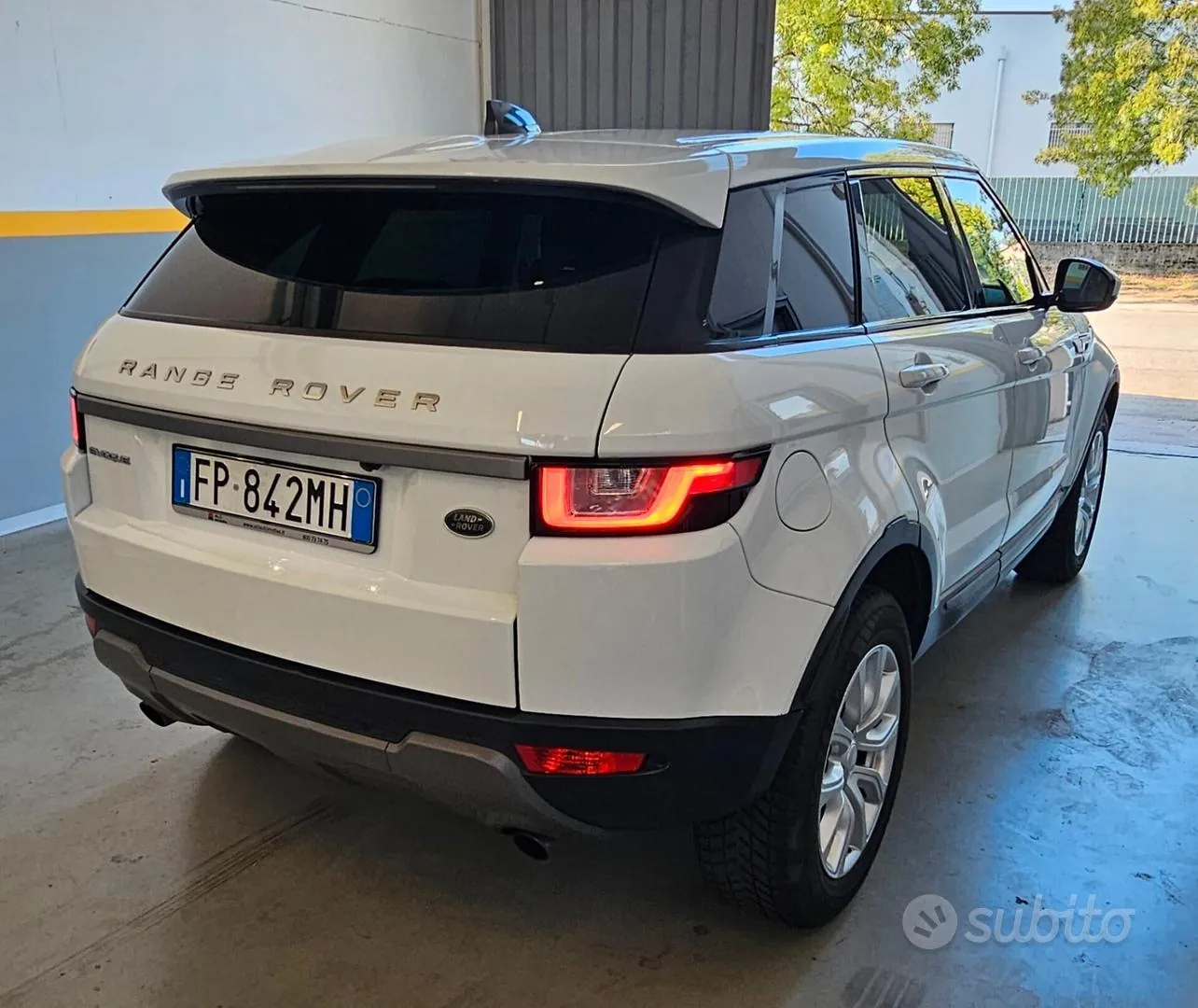 Land Rover Evoque 2018 photo 5