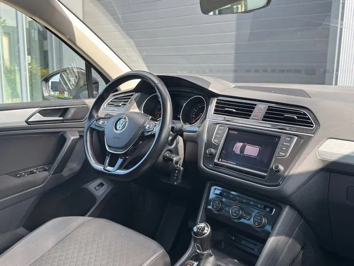 Volkswagen Tiguan 2017 photo 2