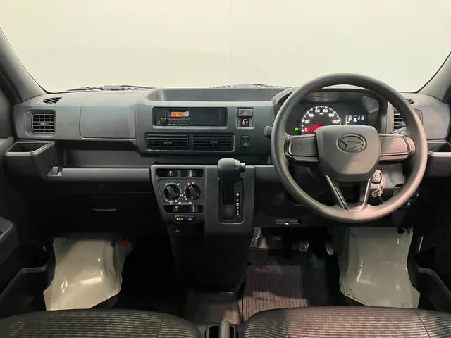 Daihatsu Hijet Cargo 2026 photo 2