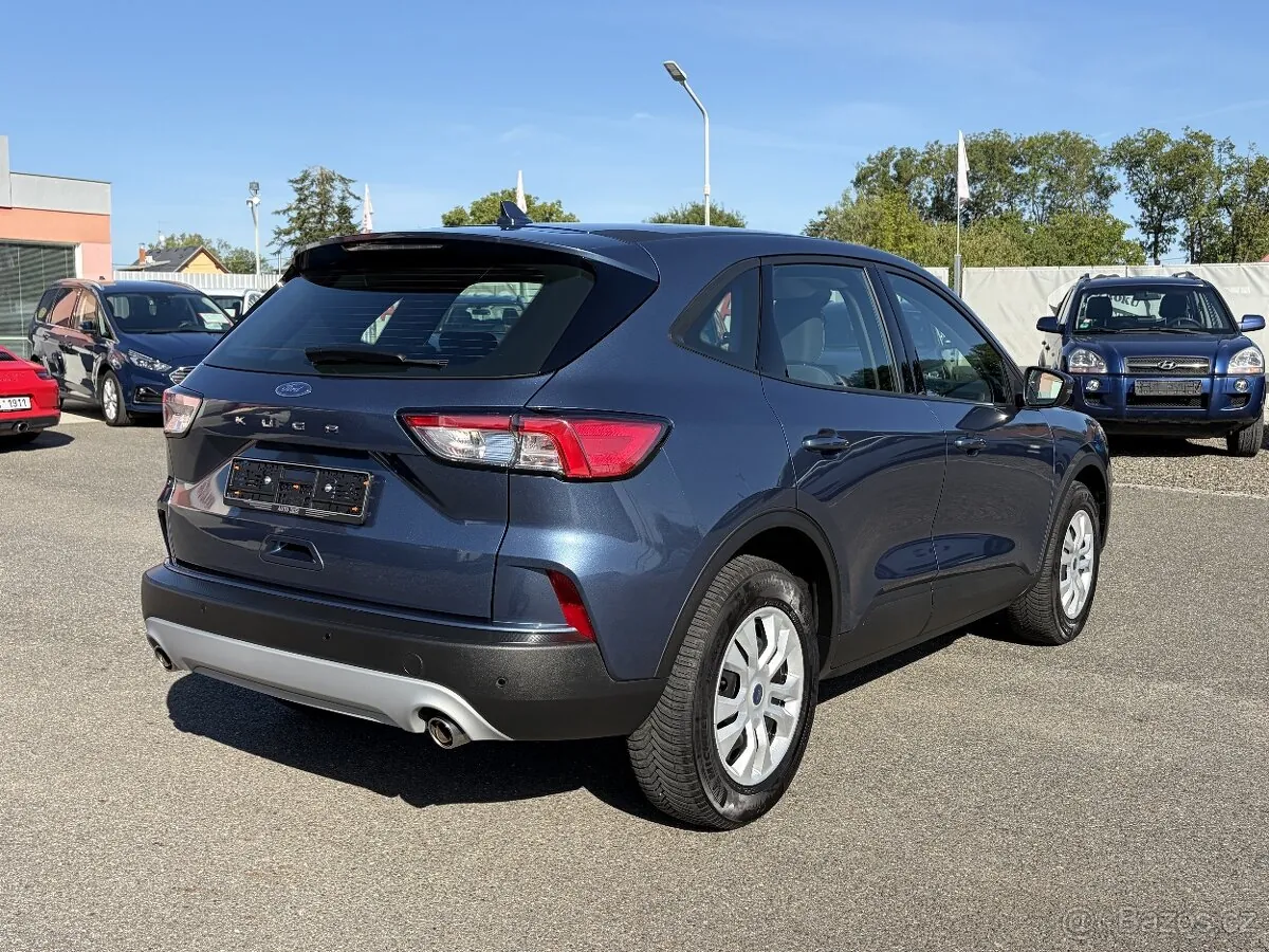 Ford Kuga 2022 photo 3