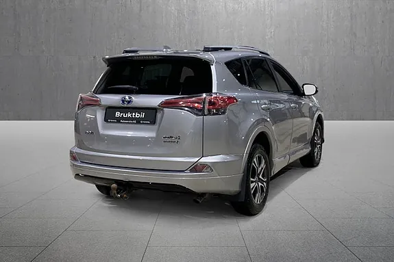 Toyota Rav4 2017 photo 5