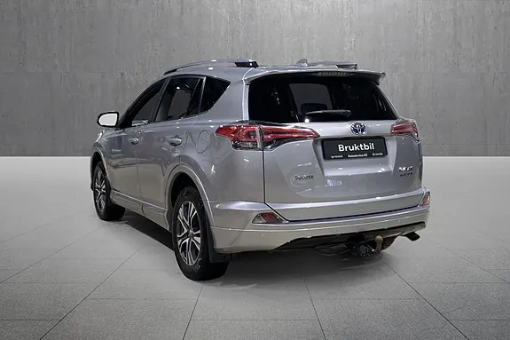 Toyota Rav4 2017 photo 3