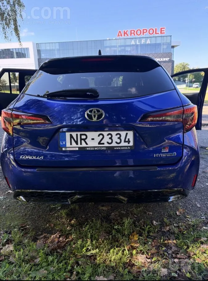 Toyota Corolla 2023 photo 2