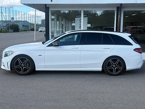 Mercedes-Benz C300E 2020 photo 5