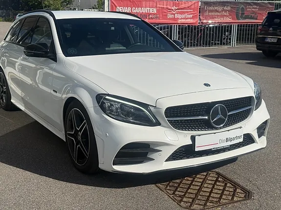 Mercedes-Benz C300E 2020 photo 2