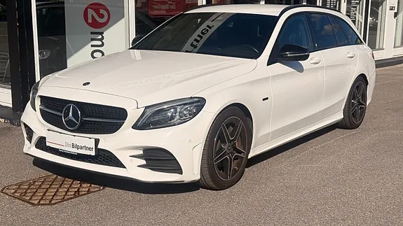 Mercedes-Benz C300E 2020 photo 3