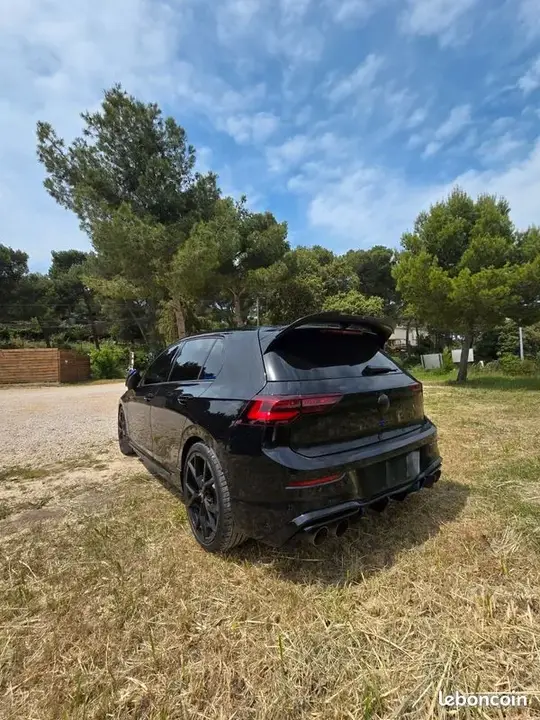 Volkswagen Golf 2023 photo 2
