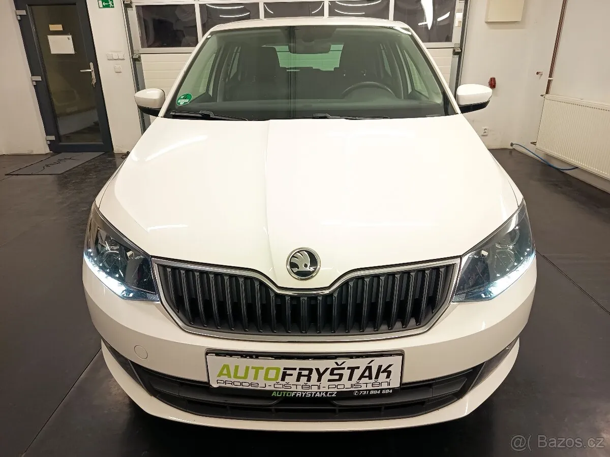 Skoda Fabia 2015 photo 3