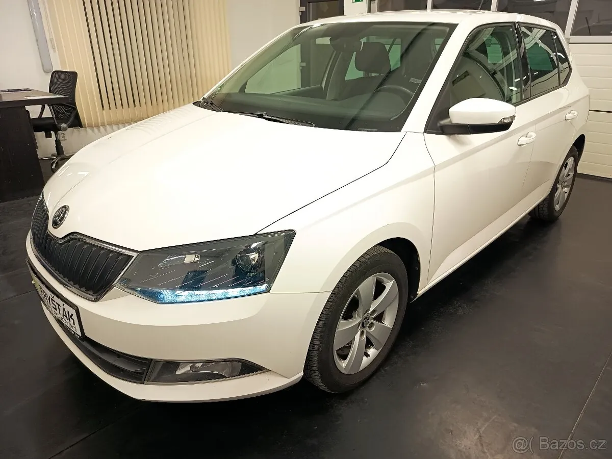 Skoda Fabia 2015 photo 4