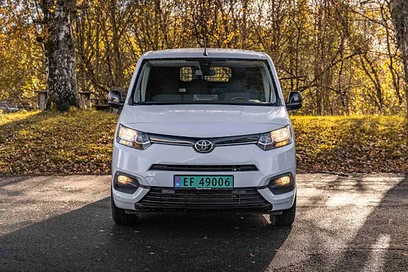 Toyota Proace City 2023 photo 2