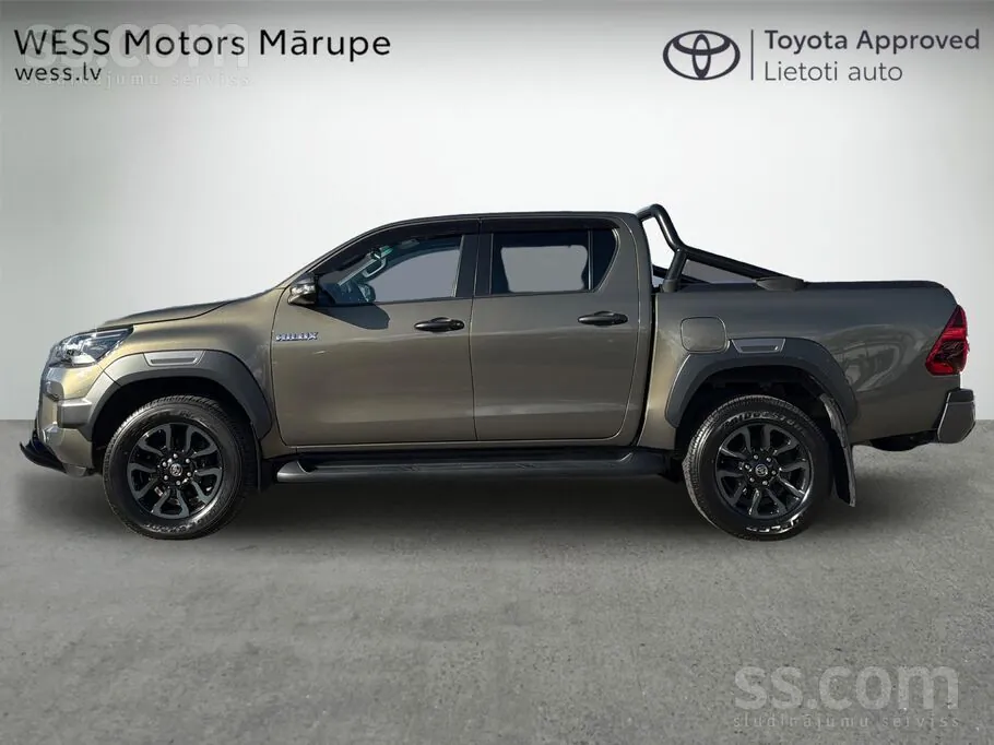 Toyota Hilux 2024 photo 3