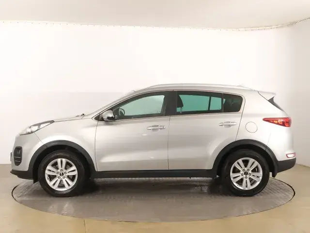 Kia Sportage 2016 photo 2