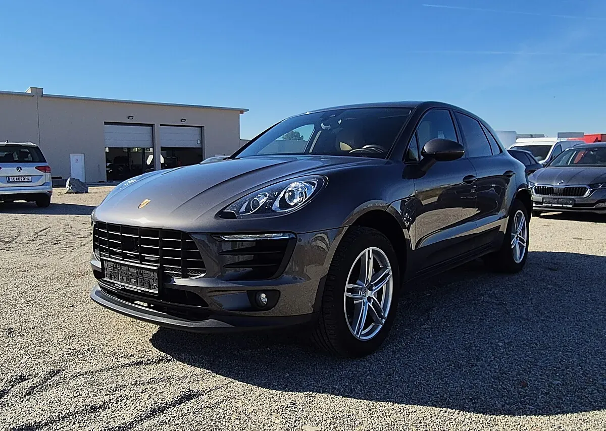 Porsche Macan 2015 photo 2