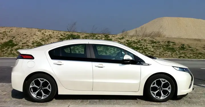 Opel Ampera