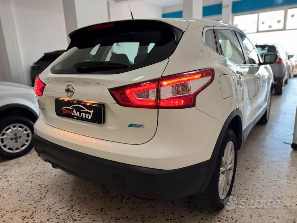 Nissan Qashqai 2015 photo 4
