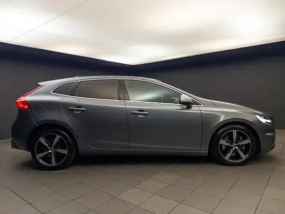 Volvo V40 2017 photo 4