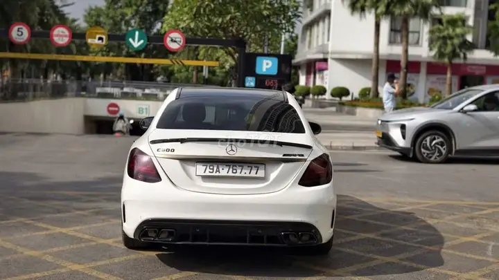 Mercedes-Benz C-Class 2019 photo 5