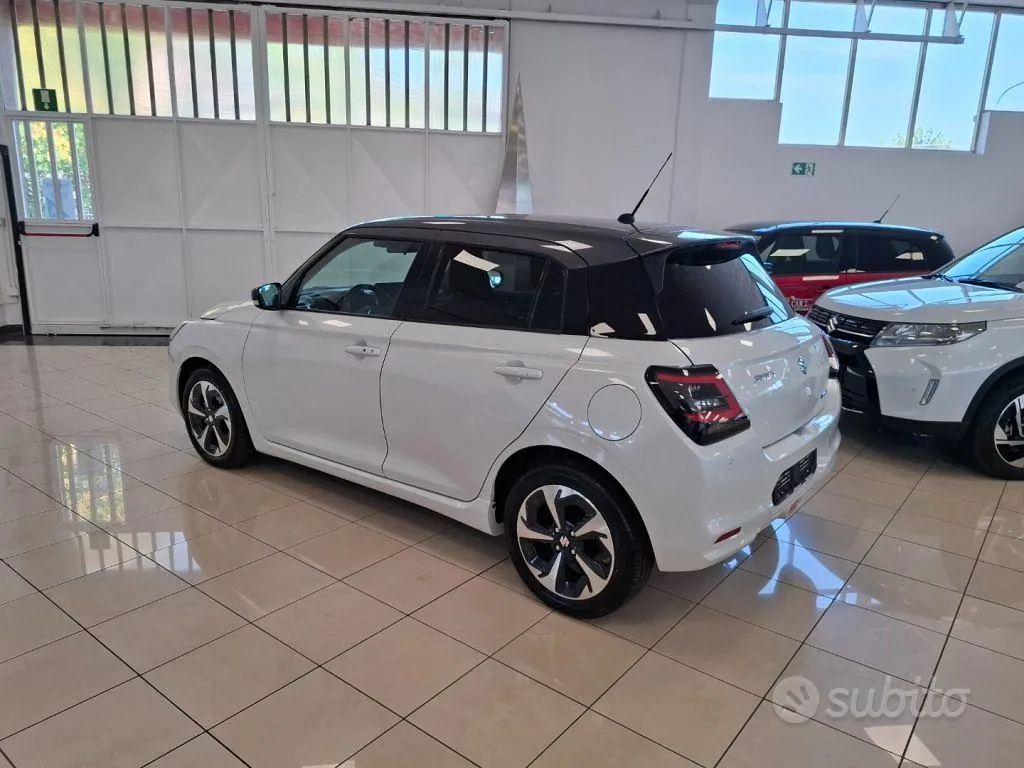 Suzuki Swift 2024 photo 3