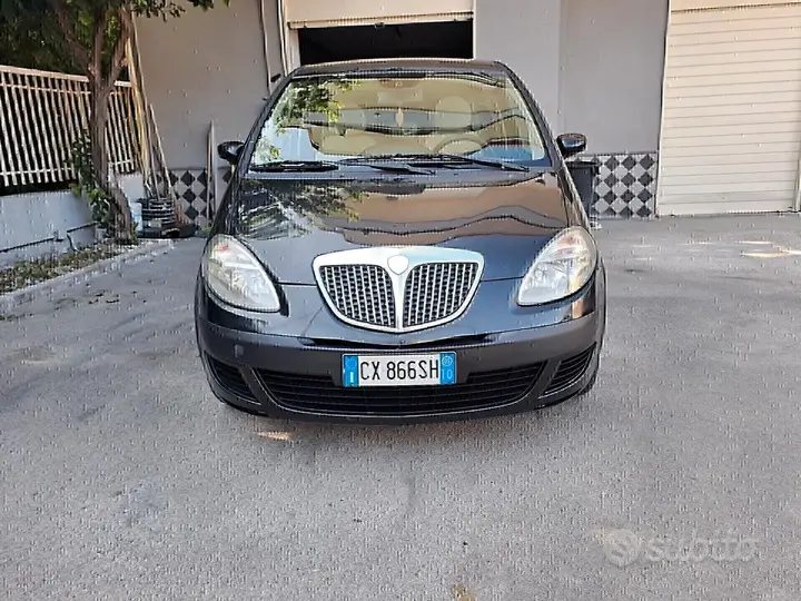 Lancia Musa 2005 photo 2