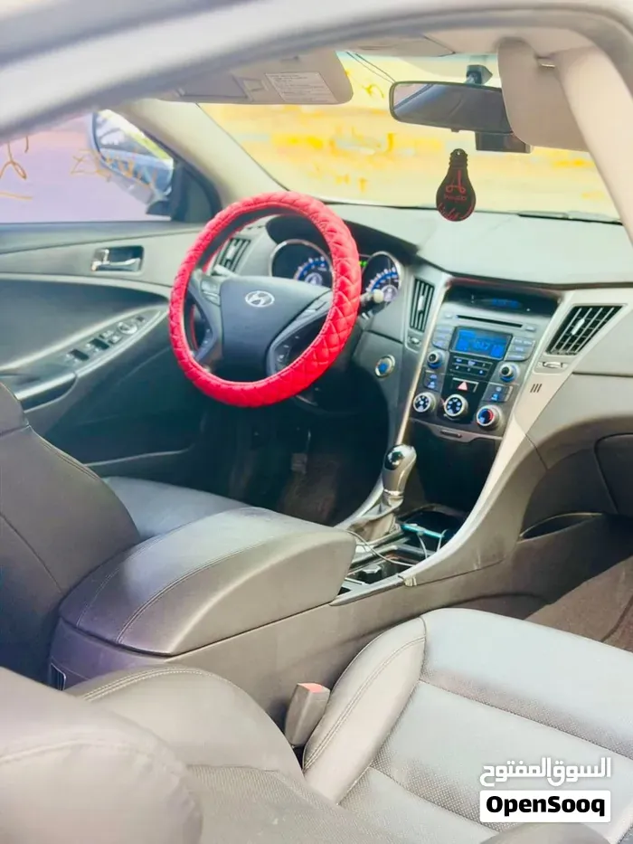 Hyundai Sonata 2012 photo 3