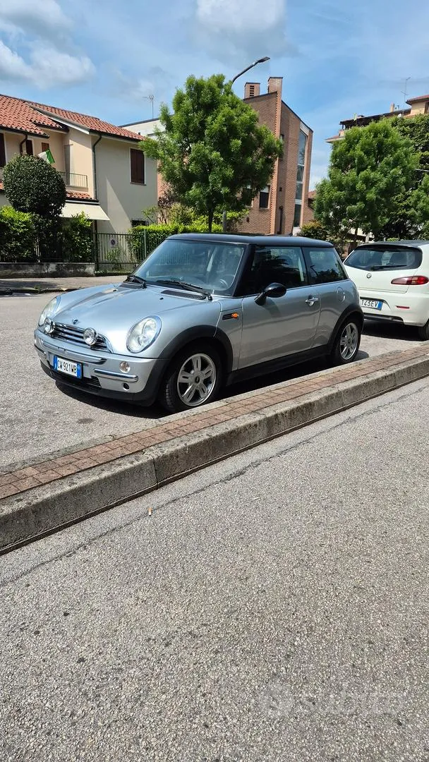Mini Mini Cooper 2005 photo 2
